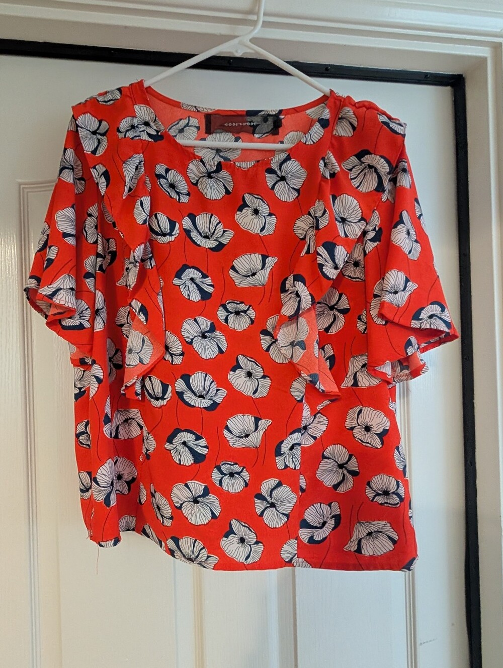 Code X Mode Orange/ Red Floral Ruffle Sleeve Top